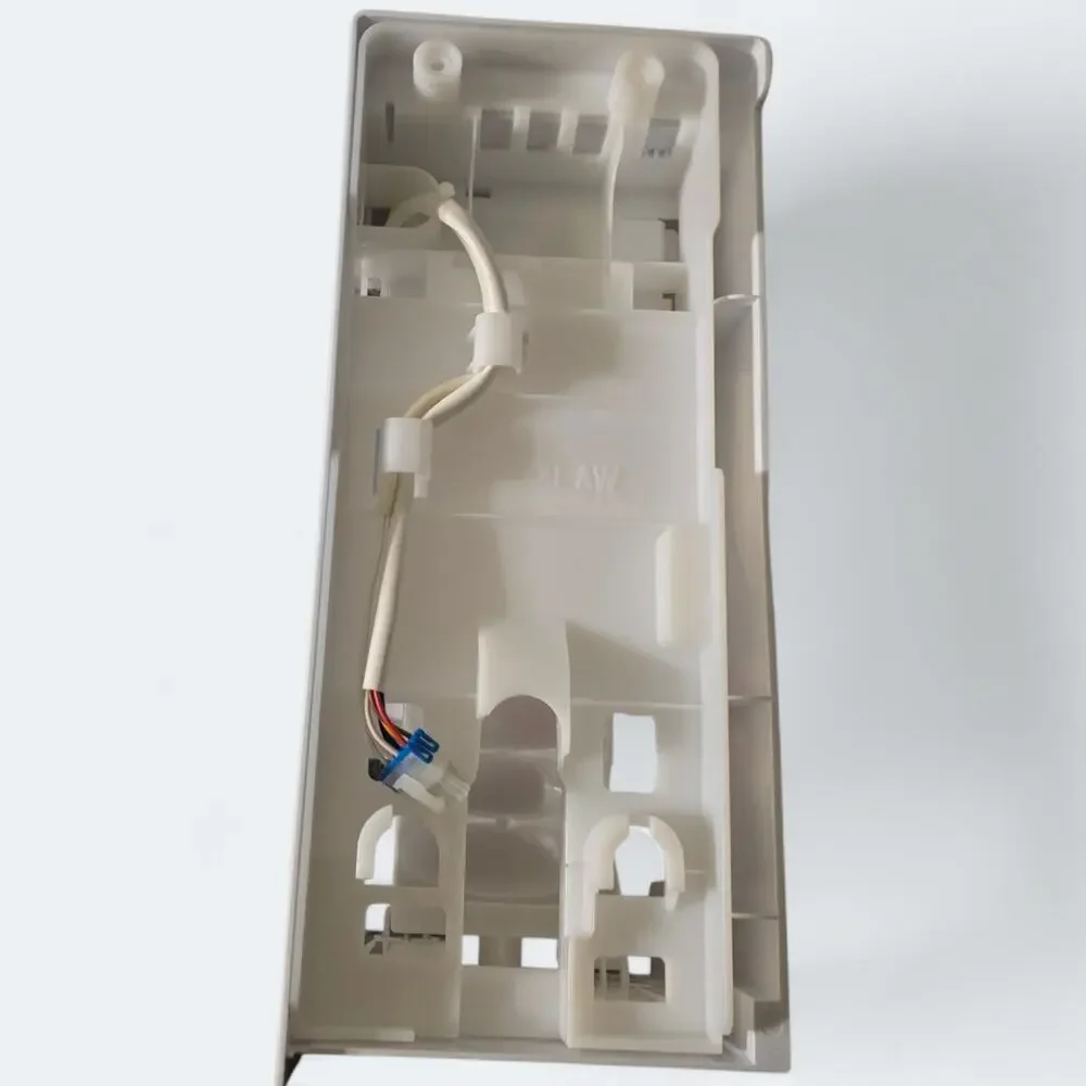 Samsung Refrigerator Ice Maker Assembly Kit Model: RA-T00R63AA
